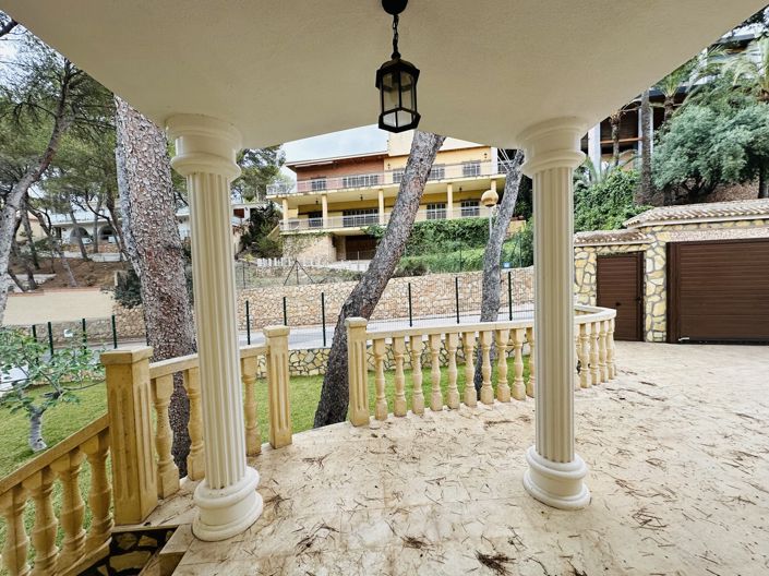 Image No.4-4 Bed Villa for sale