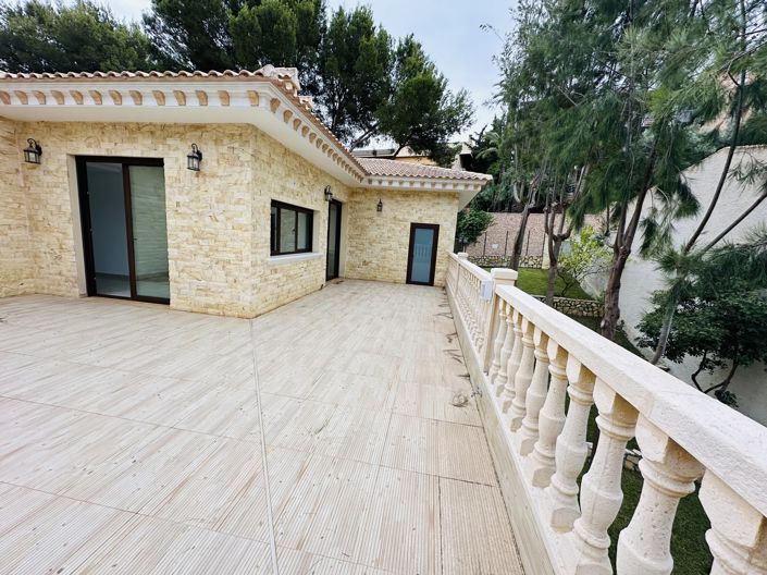 Image No.41-4 Bed Villa for sale