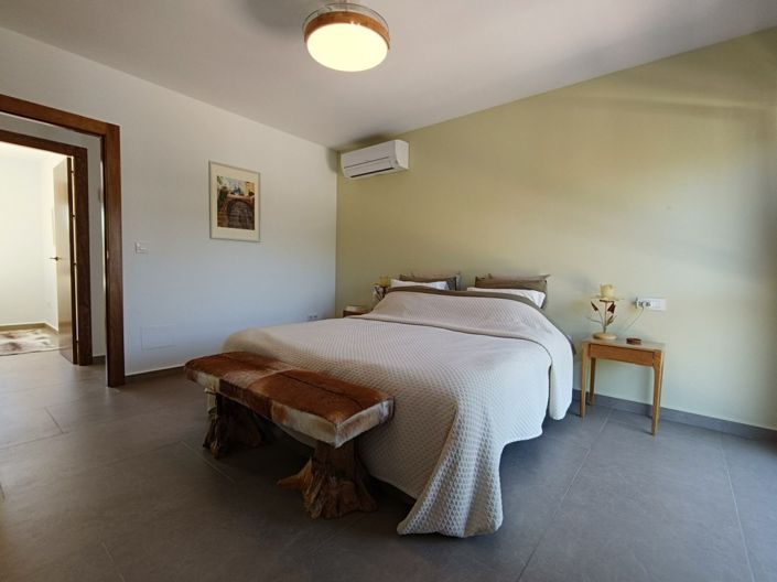 Image No.29-5 Bed Villa for sale