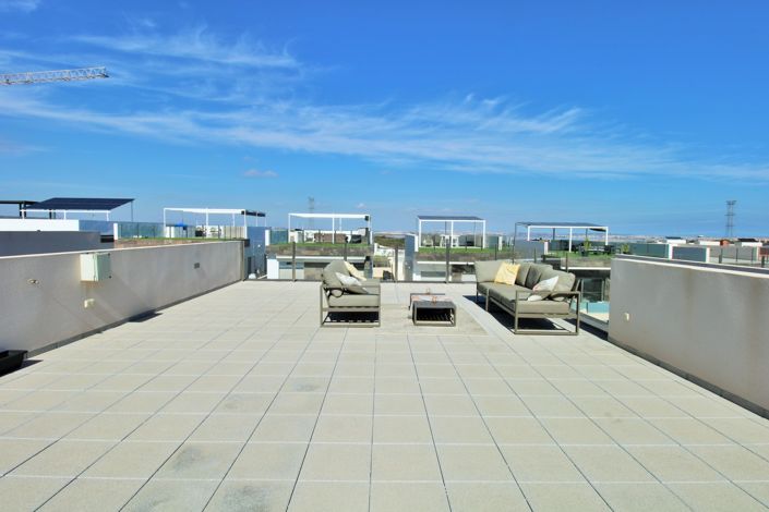 Image No.3-3 Bed Villa for sale