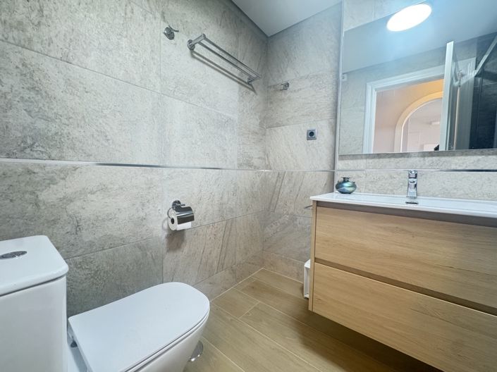 Image No.9-Appartement de 2 chambres à vendre à Campoamor