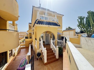 Villa de 3 chambres à vendre à Villamartin