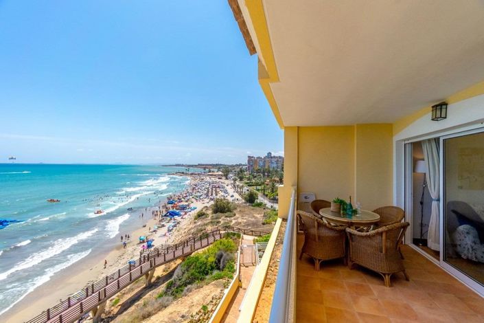 Image No.1-3 Bed Property for sale