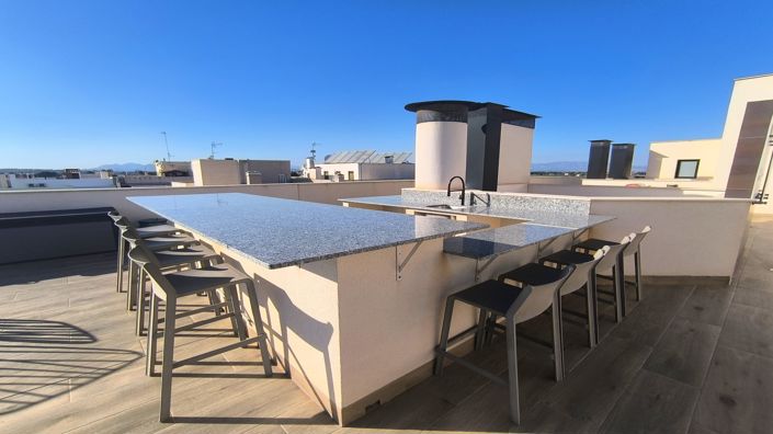 Image No.39-2 Bed Apartment for sale