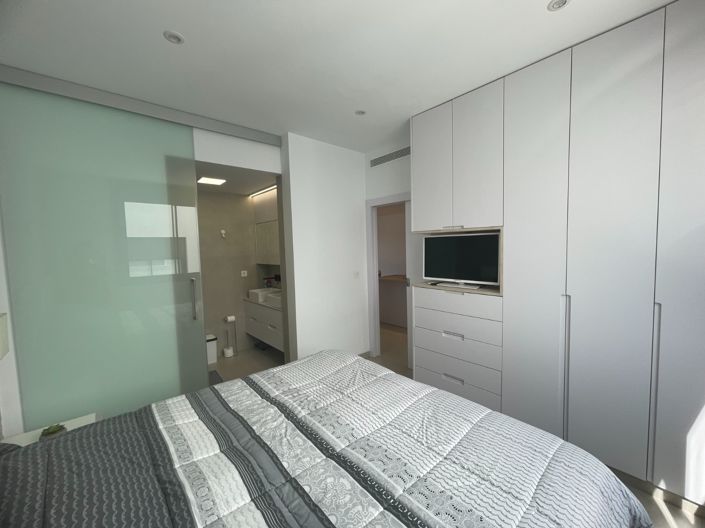 Image No.13-3 Bed Apartment for sale