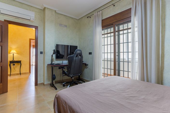 Image No.19-Villa de 4 chambres à vendre à Los Montesinos