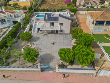 Villa de 4 chambres à vendre à Algorfa