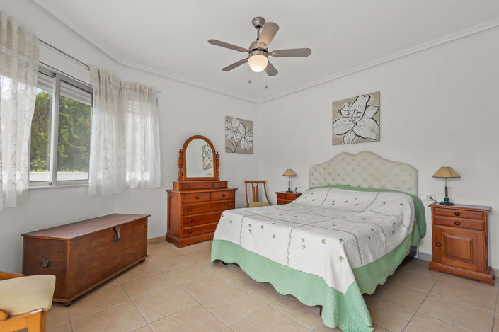 Image No.32-4 Bed Villa for sale