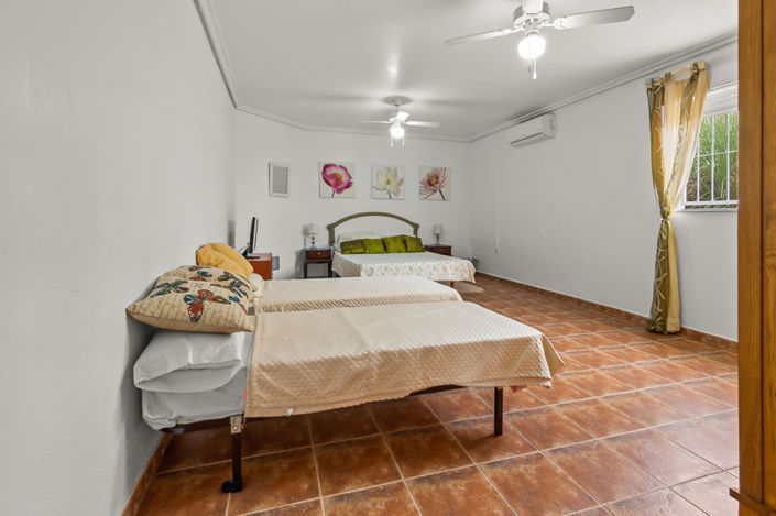 Image No.49-4 Bed Villa for sale