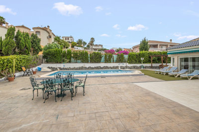5928157231villaforsaleinalgorfa30297772large