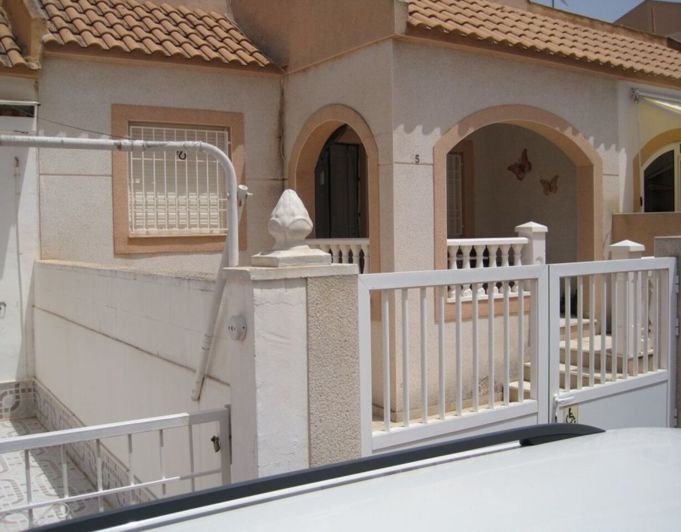 Image No.1-2 Bed Townhouse for sale