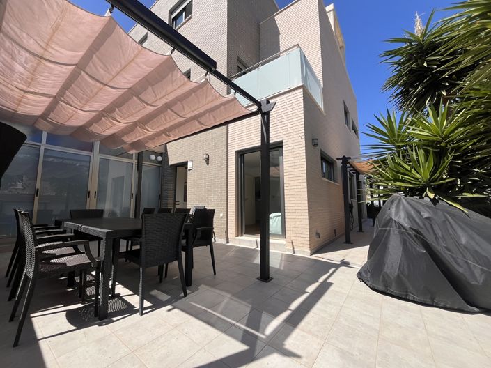 Image No.26-4 Bed Villa for sale