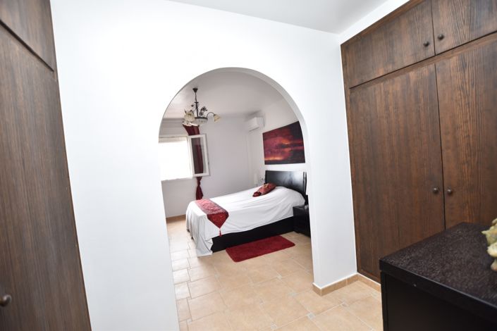 Image No.32-3 Bed Villa for sale