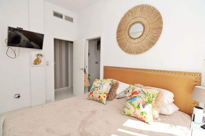 Image No.20-4 Bed Villa for sale