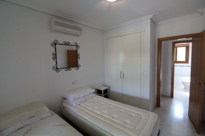 Image No.11-3 Bed Villa for sale