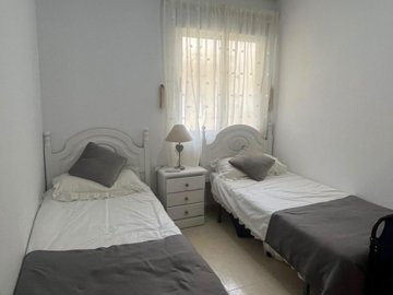 6181157674apartmentforsaleinalgorfa30460050la