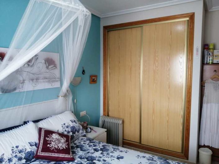 Image No.11-2 Bed Property for sale