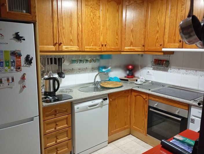 Image No.22-2 Bed Property for sale