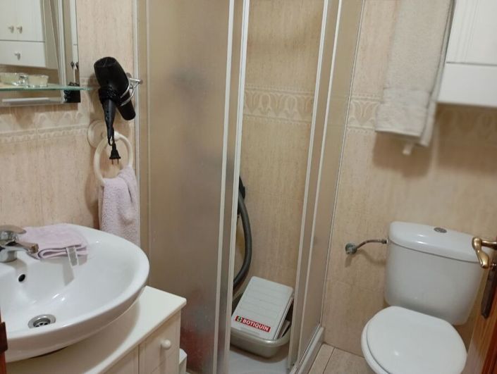 Image No.25-2 Bed Property for sale