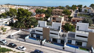 2 Bed Villa for sale