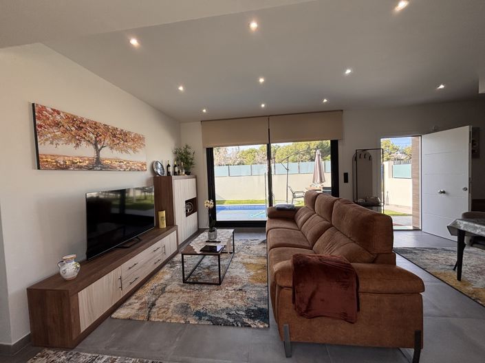 Image No.11-2 Bed Villa for sale