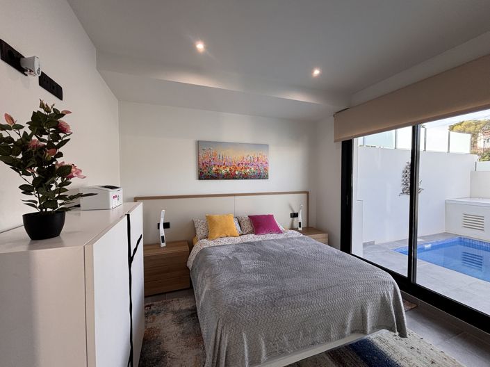 Image No.16-2 Bed Villa for sale