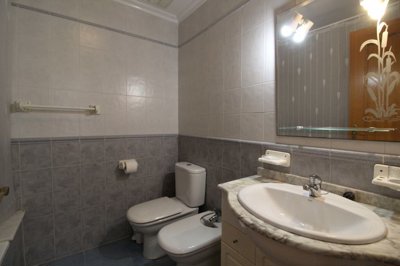 680123682bedroomapartmentwithsolarium14112515