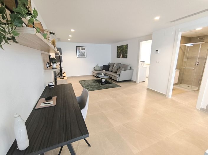 Image No.21-3 Bed Property for sale