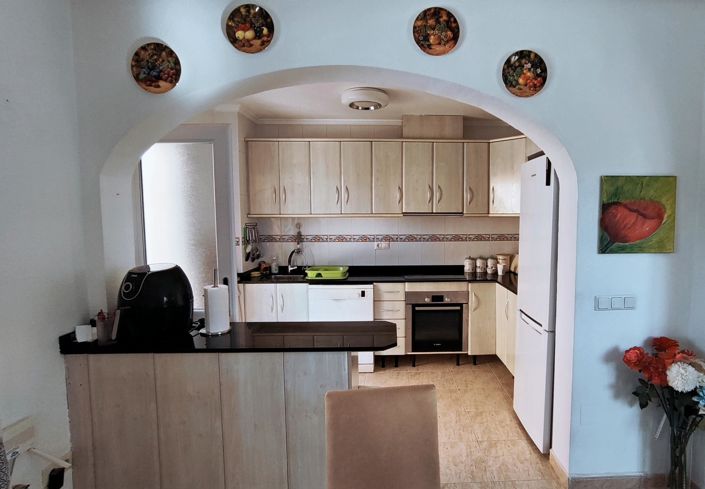 Image No.9-3 Bed Property for sale