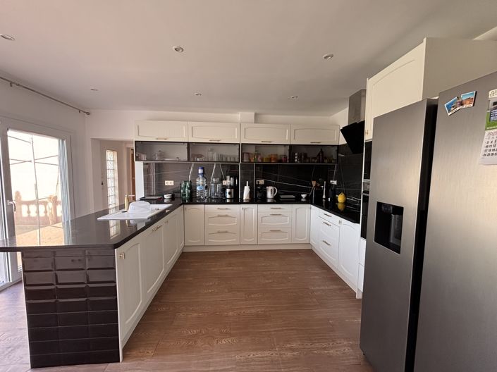 Image No.21-5 Bed Villa for sale