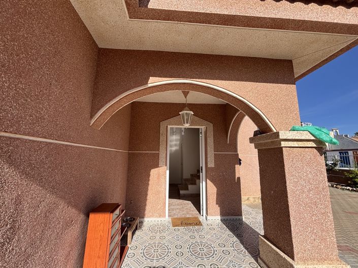 Image No.8-5 Bed Villa for sale