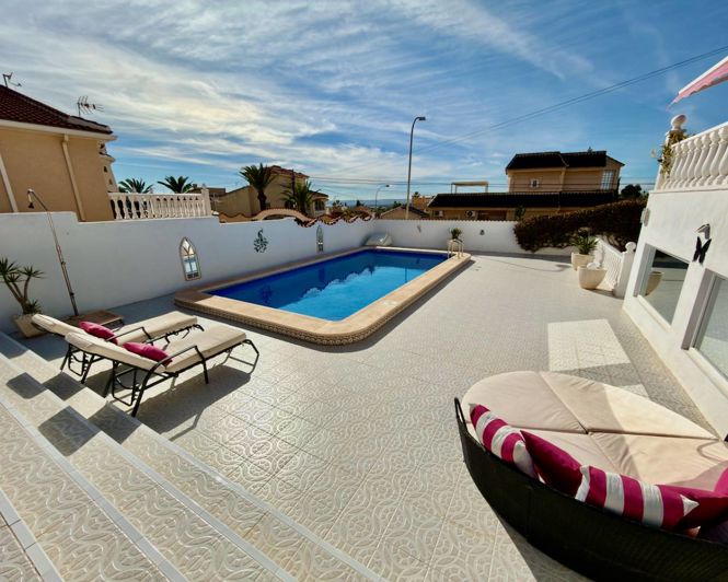 Image No.22-4 Bed Villa for sale