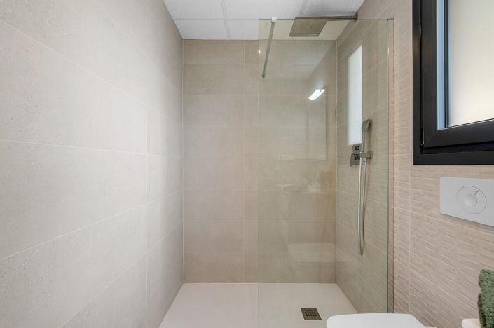 Image No.23-2 Bed Apartment for sale