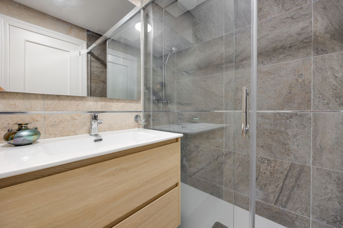 Image No.18-2 Bed Apartment for sale