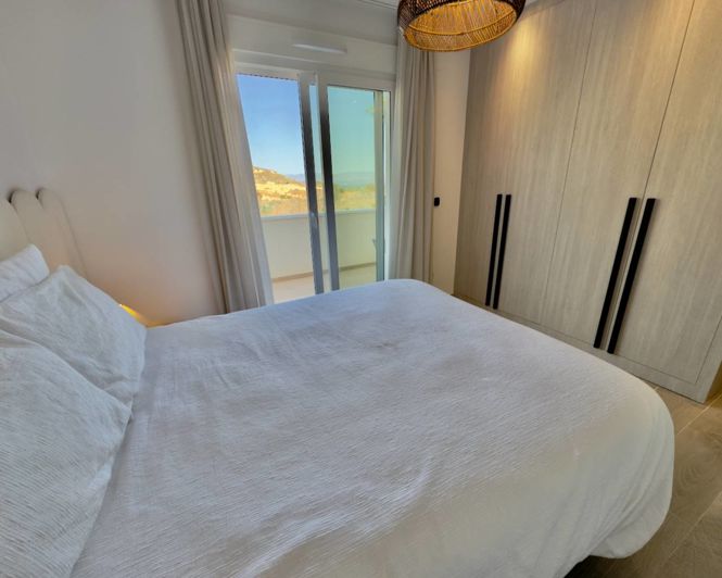 Image No.9-3 Bed Apartment for sale