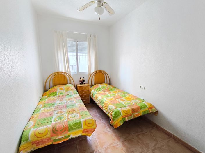 Image No.19-3 Bed Property for sale