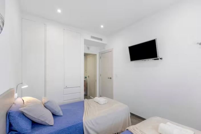 Image No.12-2 Bed Apartment for sale