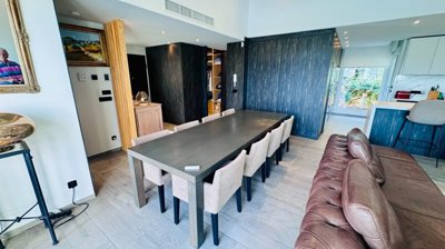 6588o1j88616sv11621g151bch1p569e03q