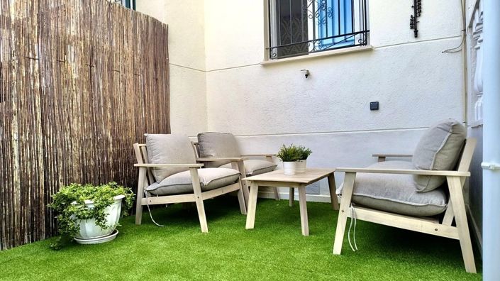 Image No.30-3 Bed Townhouse for sale