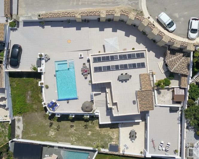 Image No.2-6 Bed Villa for sale