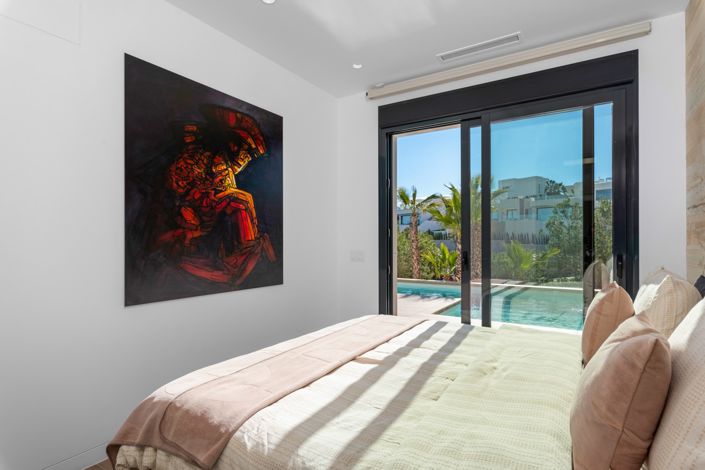 Image No.24-4 Bed Villa for sale