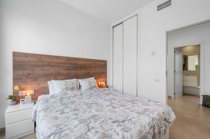 Image No.25-3 Bed Villa for sale