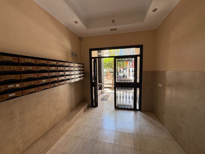 Image No.22-4 Bed Apartment for sale