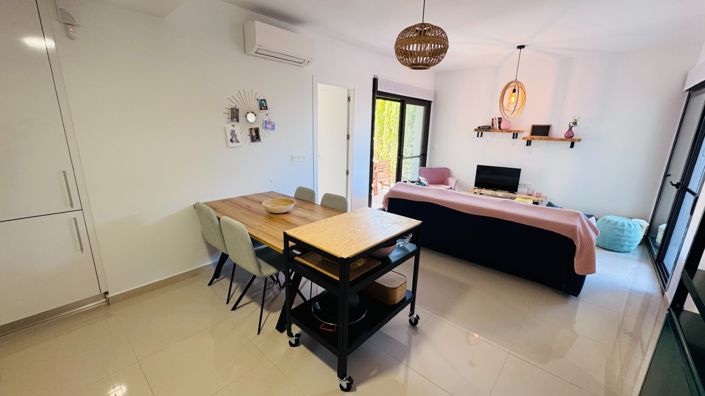 Image No.2-2 Bed Apartment for sale