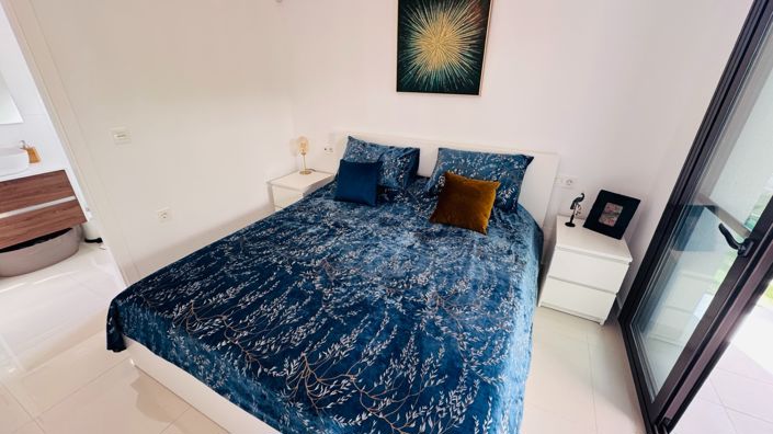 Image No.9-2 Bed Apartment for sale