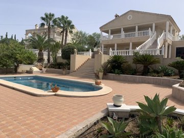 624689261villaforsaleinalgorfamontemar2563681