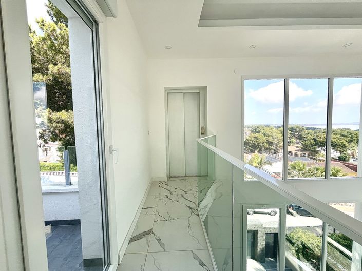 Image No.20-Villa de 6 chambres à vendre à Los Balcones