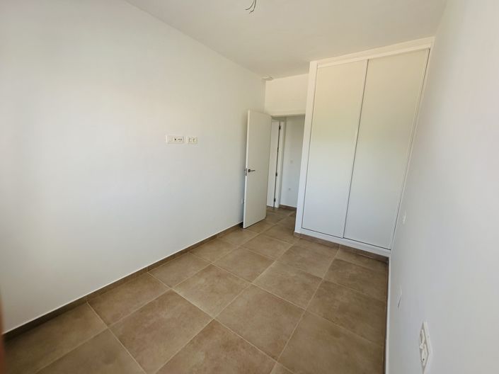 Image No.17-3 Bed Villa for sale