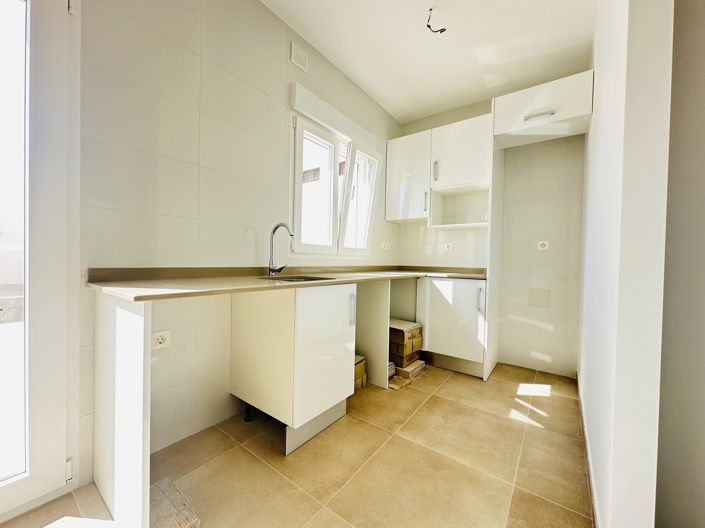 Image No.7-3 Bed Villa for sale