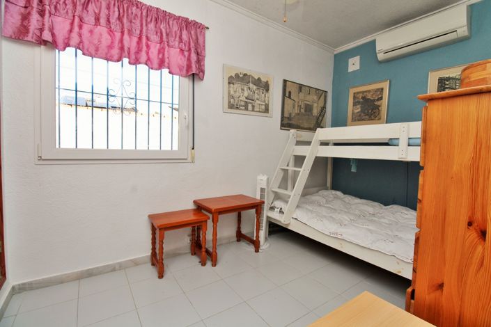 Image No.15-Villa de 2 chambres à vendre à Torrevieja